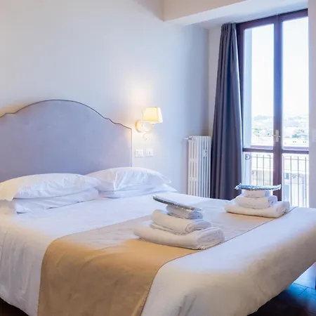Bed & Breakfast La Boutique By Rjgal - Duomo View 3*