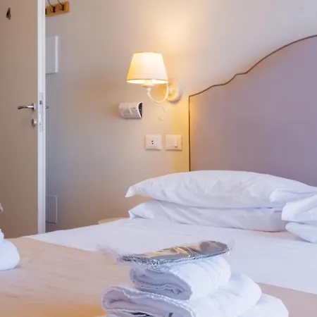 La Boutique By Rjgal - Duomo View Bed & Breakfast
