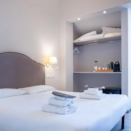 Bed & Breakfast La Boutique By Rjgal - Duomo View 3*