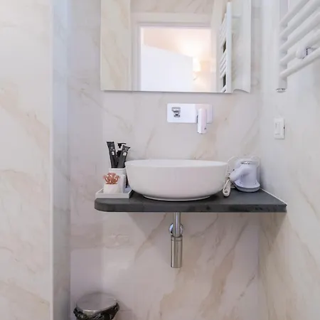 Bed & Breakfast La Boutique By Rjgal - Duomo View 3*