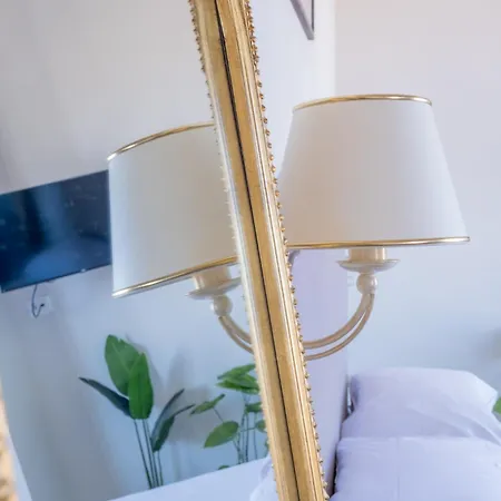 Bed & Breakfast La Boutique By Rjgal - Duomo View 3*